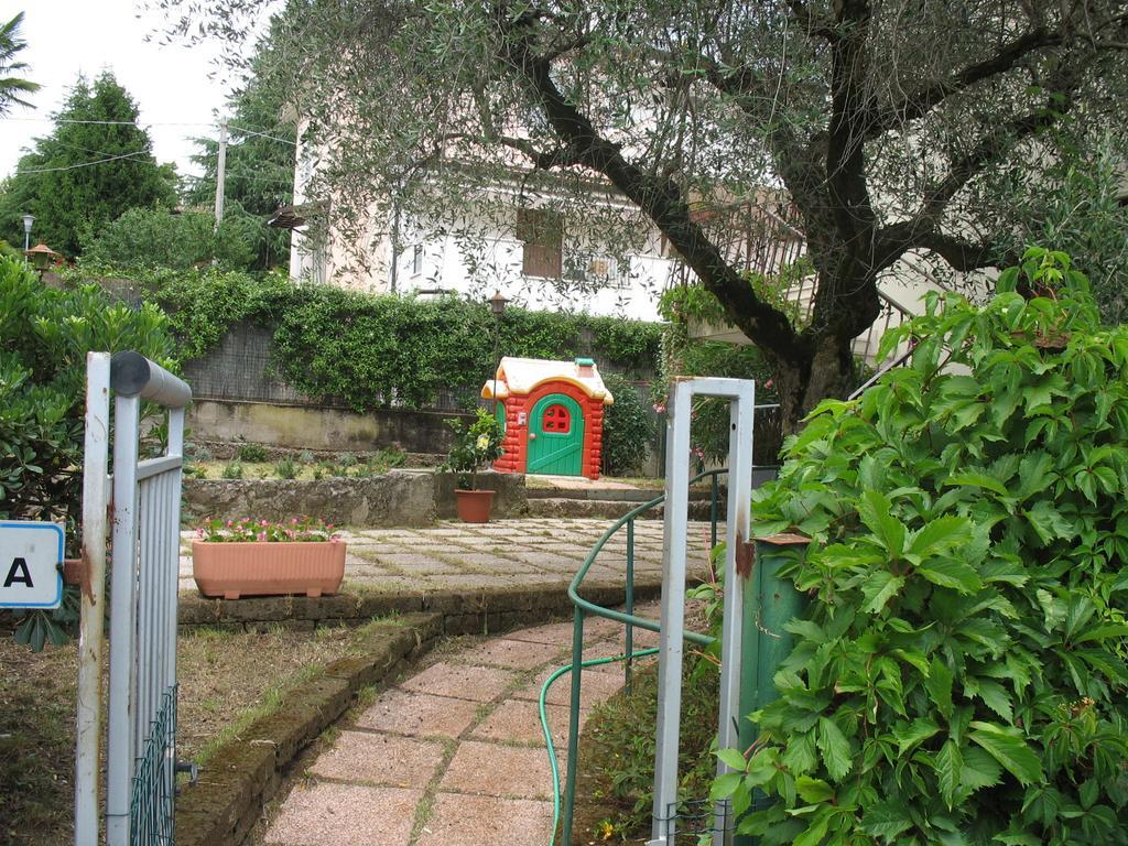ガルダCasa Annaアパートメント エクステリア 写真